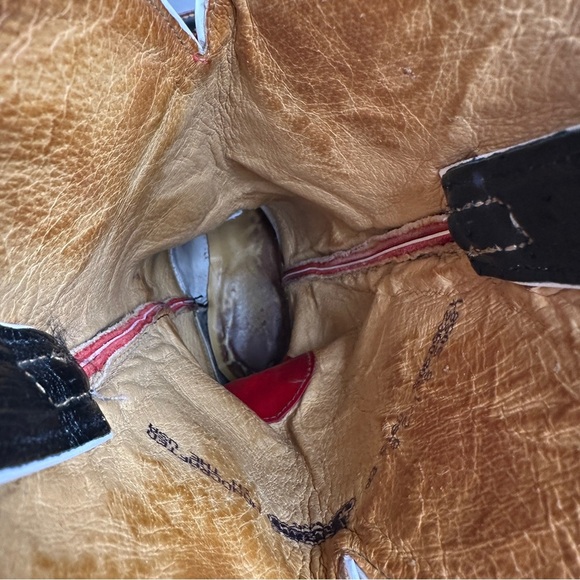 Justin Boots Red and Black ostrich square toe western cowgirl Cowboy Boots - Picture 2 of 13